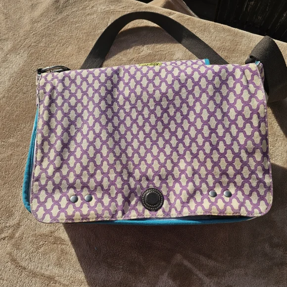 Fossil Messenger Bag - Picture 6 of 9